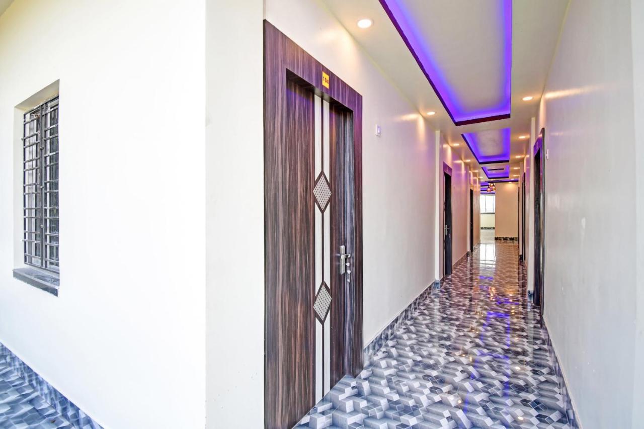 Oyo 86602 Hotel Dream Palace Kolkata Exterior photo
