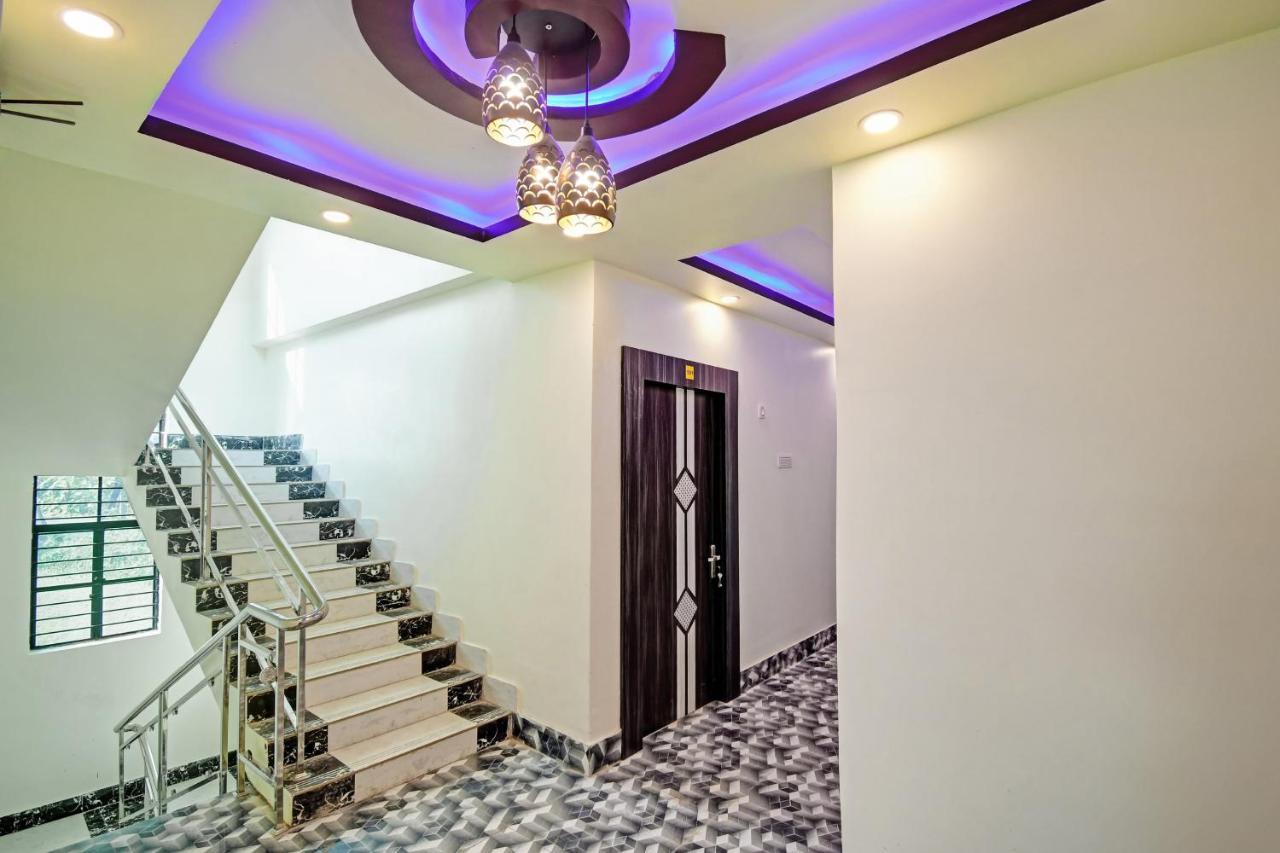 Oyo 86602 Hotel Dream Palace Kolkata Exterior photo